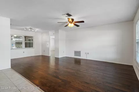 2459 Covington, Spring Hill, FL 34608 photo 8