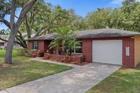2459 Covington, Spring Hill, FL 34608 photo 1