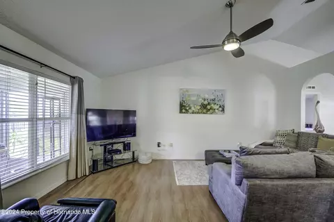 13008 Killian, Spring Hill, FL 34609 photo 9