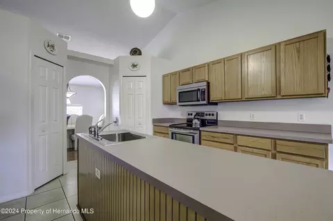 13008 Killian, Spring Hill, FL 34609 photo 12