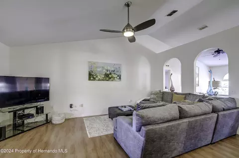 13008 Killian, Spring Hill, FL 34609 photo 8