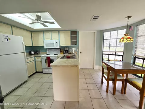 2252 Lytham, Spring Hill, FL 34606 photo 11