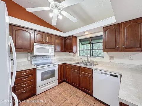 6677 W Richard, Spring Hill, FL 34607 photo 5