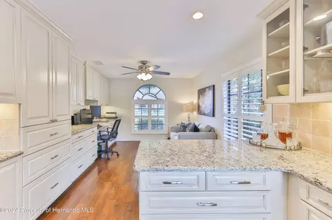 6803 Plumleaf Ct, Spring Hill, FL 34606 photo 11