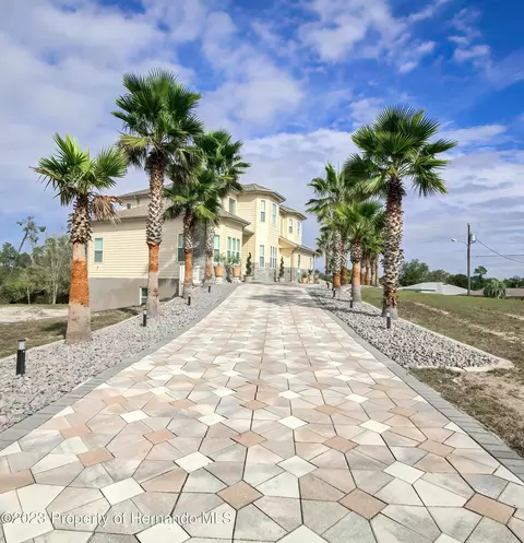 1123 Aladdin, Spring Hill, FL 34609 photo 8