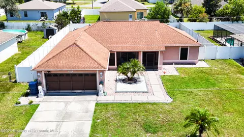 5280 Abagail Dr, Spring Hill, FL 34608 photo 8