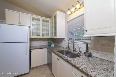 1319 Eisenhower Dr, Saint Augustine, FL 32084 photo 15