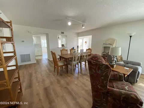 332 Village Dr, Saint Augustine, FL 32084 photo 10