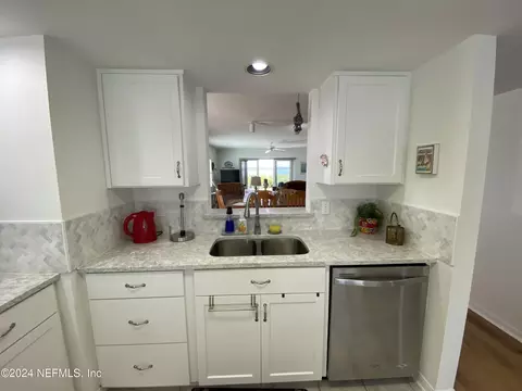 332 Village Dr, Saint Augustine, FL 32084 photo 14