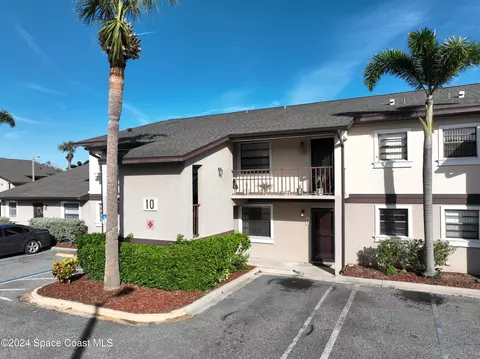 1077 Ellen Ct, Melbourne, FL 32935 photo 1