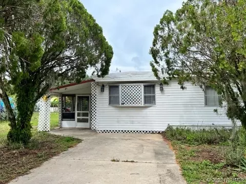 117 West Loop, Oak Hill, FL 32759 photo 1