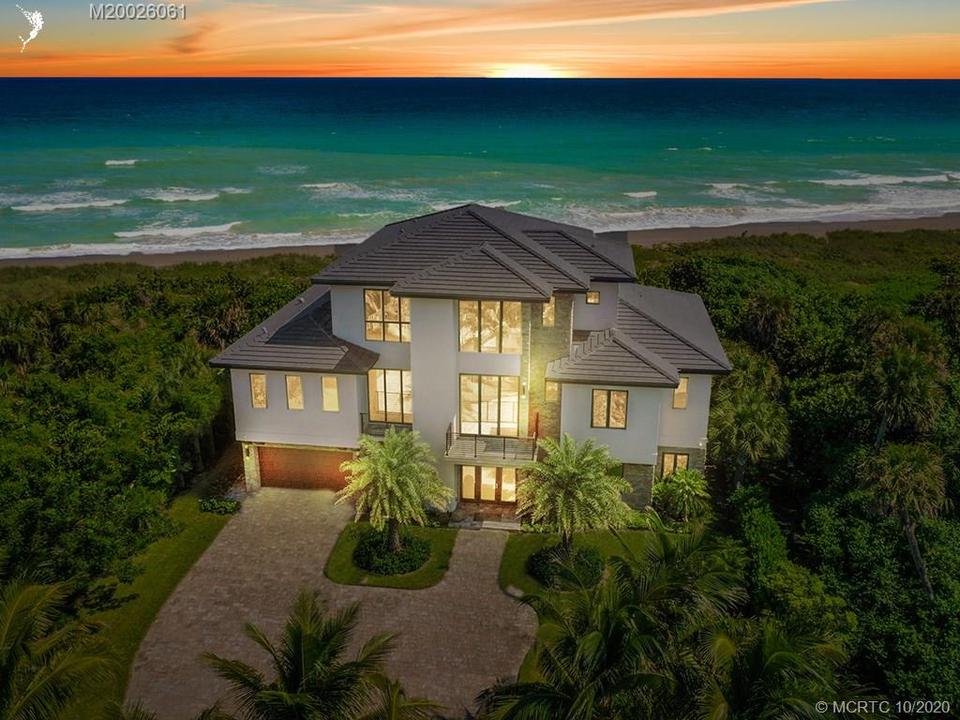 7900 S Ocean Dr, Jensen Beach, FL 34957 61 Photos MLS