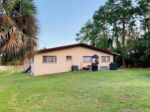 2523 SE Indian St, Stuart, FL 34997 photo 1