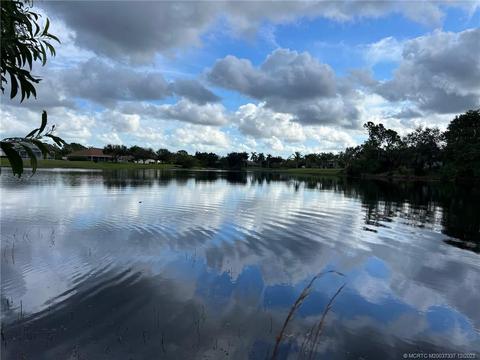 566 SE Ashley Oaks Way, Stuart, FL 34997 photo 1