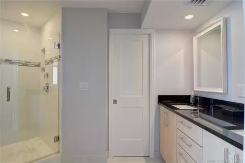Kitchen - 9500 S Ocean Dr #1805, Jensen Beach, FL 34957 photo 5 of 5