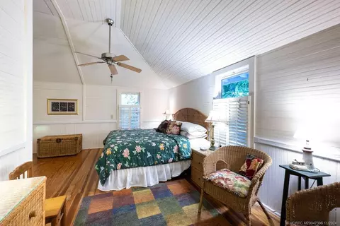 Bedroom - 535 SW Siesta Way, Stuart, FL 34994 photo 6 of 7