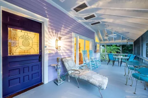 Exterior - 535 SW Siesta Way, Stuart, FL 34994 photo 3 of 9