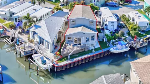 29 Nettles Blvd, Jensen Beach, FL 34957