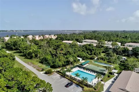 2950 SE Ocean Blvd #128-5, Stuart, FL 34996