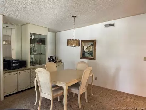 2883 SW Monarch Trl, Stuart, FL 34997 photo 9