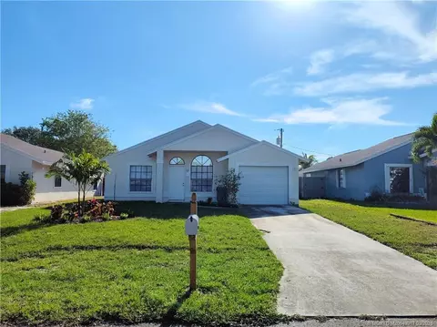 5723 SE Mitzi Ln, Stuart, FL 34997 photo 1