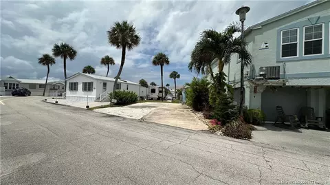 10725 S Ocean Dr #393, Jensen Beach, FL 34957