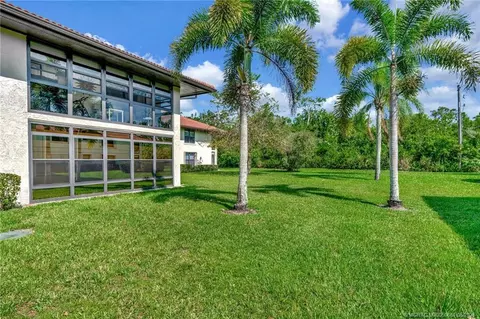 Exterior - 540 SW South River Dr #202, Stuart, FL 34997 photo 7 of 11