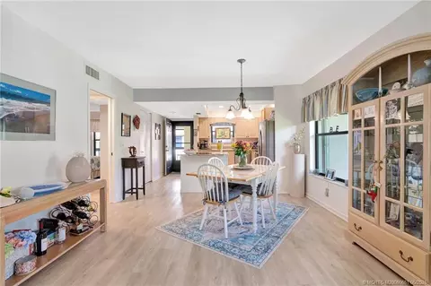 Dining - 540 SW South River Dr #202, Stuart, FL 34997 photo 3 of 5