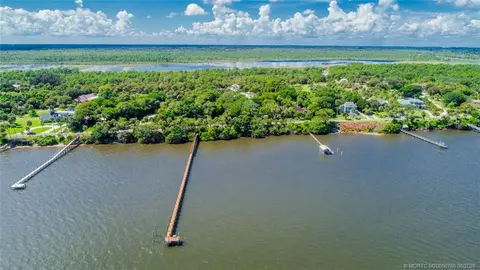 8053 S Indian River Dr, Fort Pierce, FL 34982