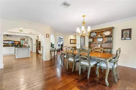 Dining - 3192 SE Fairway W, Stuart, FL 34997 photo 3 of 6