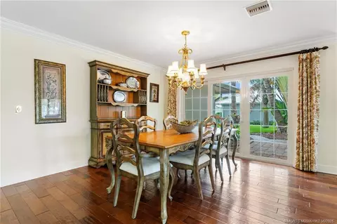 Dining - 3192 SE Fairway W, Stuart, FL 34997 photo 2 of 6