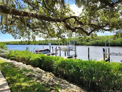 2502 SE Anchorage Cv #H2, Port Saint Lucie, FL 34952