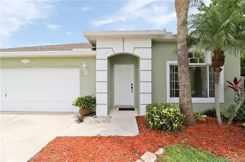 4735 SE Winter Haven Ct, Stuart, FL 34997