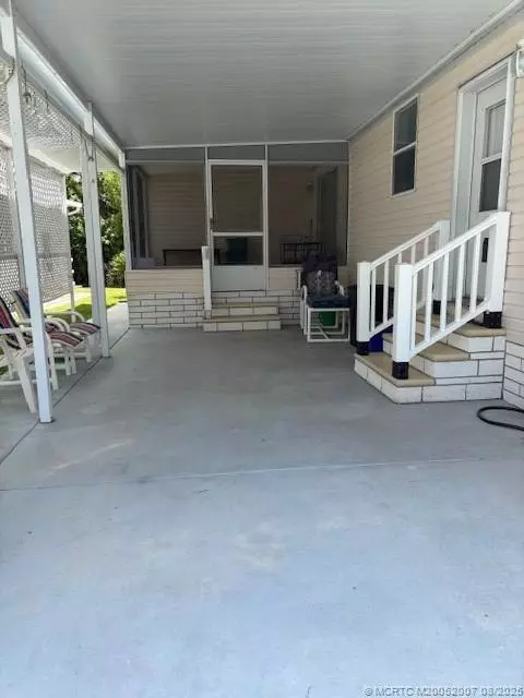 7061 SE Birchwood Ln, Stuart, FL 34997 photo 17