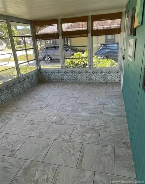 2686 SW Monarch Trl, Stuart, FL 34997 photo 4