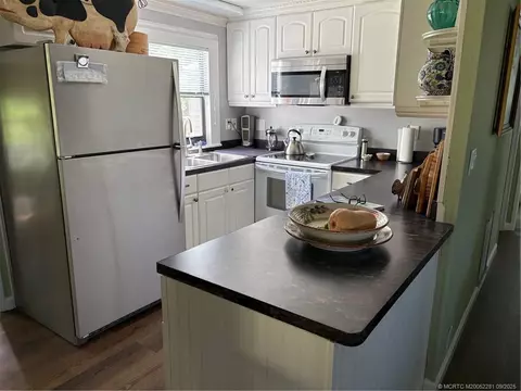 2686 SW Monarch Trl, Stuart, FL 34997 photo 9