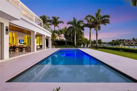 Exterior - 6900 SE Harbor Cir, Stuart, FL 34996 photo 14 of 14