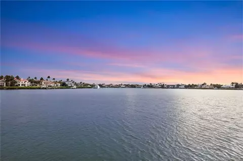 View/Area - 6900 SE Harbor Cir, Stuart, FL 34996 photo 7 of 8