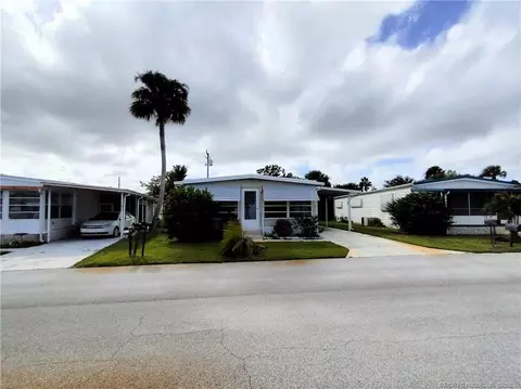 2540 SE Penny Ln, Stuart, FL 34994 photo 2
