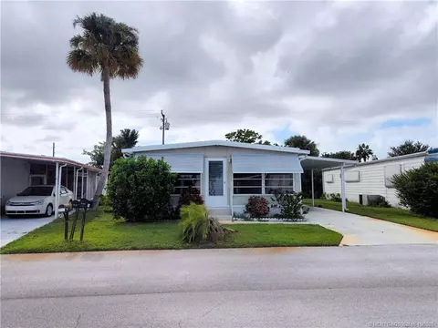 2540 SE Penny Ln, Stuart, FL 34994