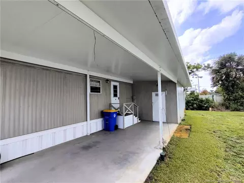 2540 SE Penny Ln, Stuart, FL 34994 photo 4