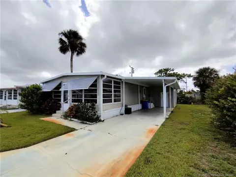 2540 SE Penny Ln, Stuart, FL 34994 photo 3
