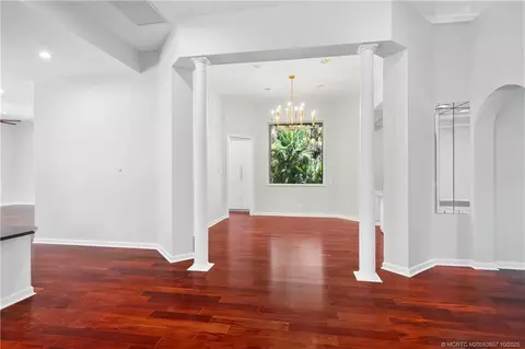 Living - 3487 SE Doubleton Dr, Stuart, FL 34997 photo 8 of 15