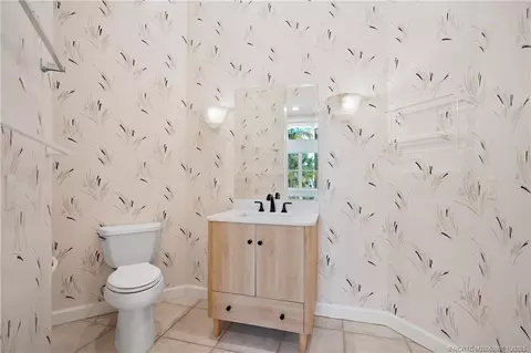 Bath - 3487 SE Doubleton Dr, Stuart, FL 34997 photo 5 of 8