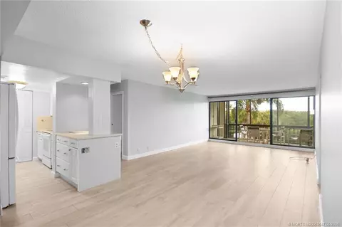 3792 NE Ocean Blvd #302, Jensen Beach, FL 34957