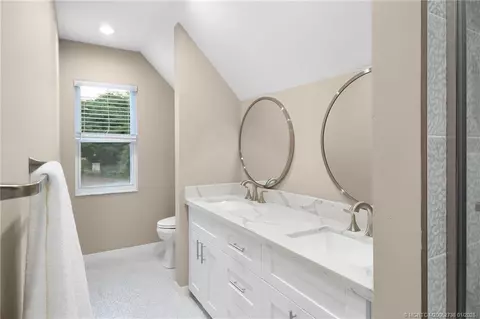 Bath - 9 Quail Run Ln, Stuart, FL 34996 photo 10 of 10