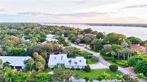 9 Quail Run Ln, Stuart, FL 34996