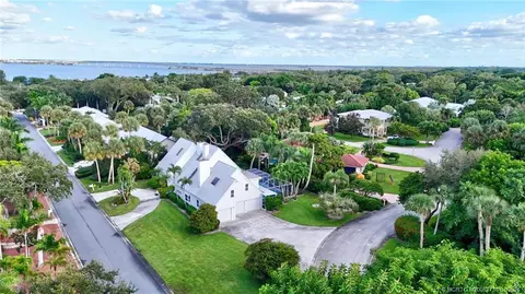 View/Area - 9 Quail Run Ln, Stuart, FL 34996 photo 2 of 3