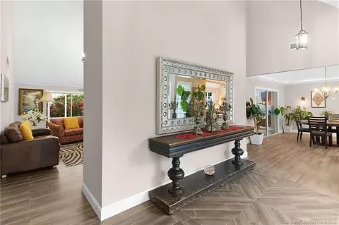 Entry Way - 9 Quail Run Ln, Stuart, FL 34996 photo 4 of 9