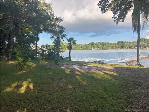 4605 SE Williams Way, Stuart, FL 34997 photo 2